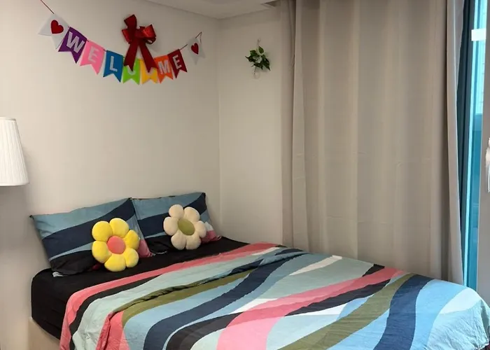 Apartment G House *